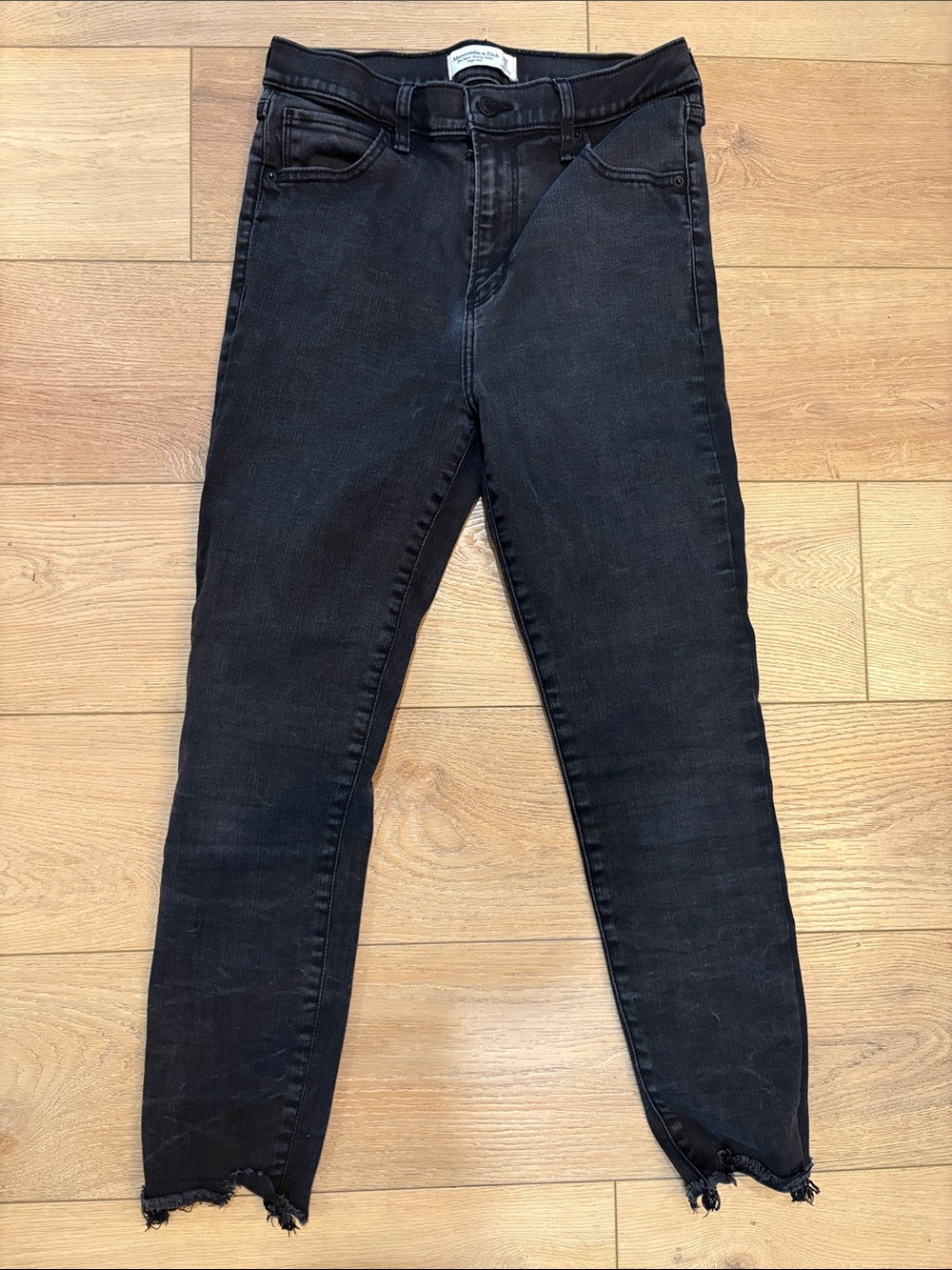 Abercrombie & Fitch - The Super Skinny Ankle High Rise Jeans